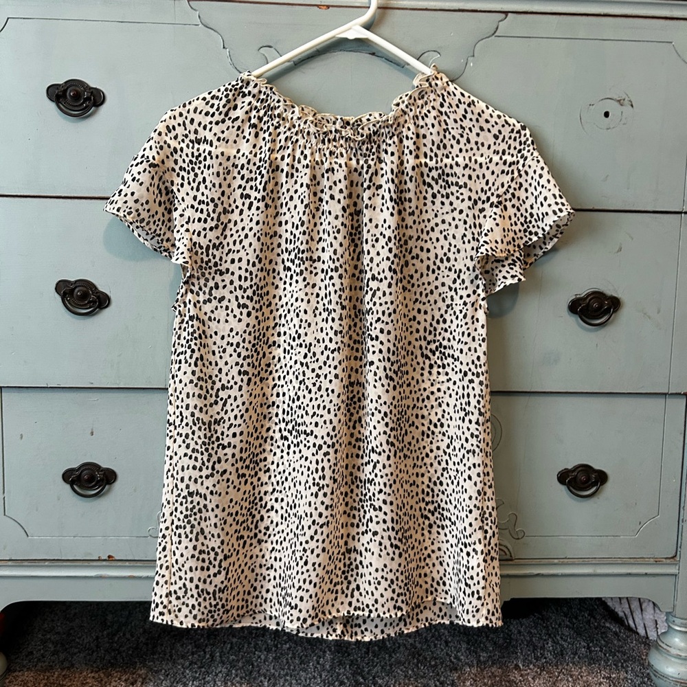 Express Cream thin shirt with Black Spot Print